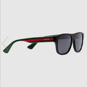 Gucci rectangular-frame acetate sunglasses.